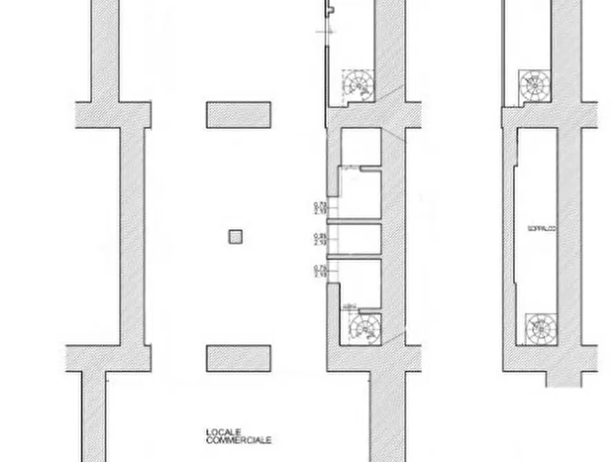 Immagine 20 di Negozio in vendita  in Via Torino a Roma