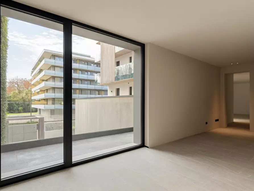 Immagine 3 di Appartamento in vendita  in Via Alceste Torselli a Treviso