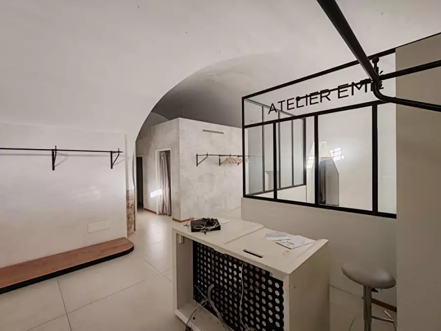 Immagine 5 di Negozio in affitto  in CORSO CAVOUR, 148 a Andria