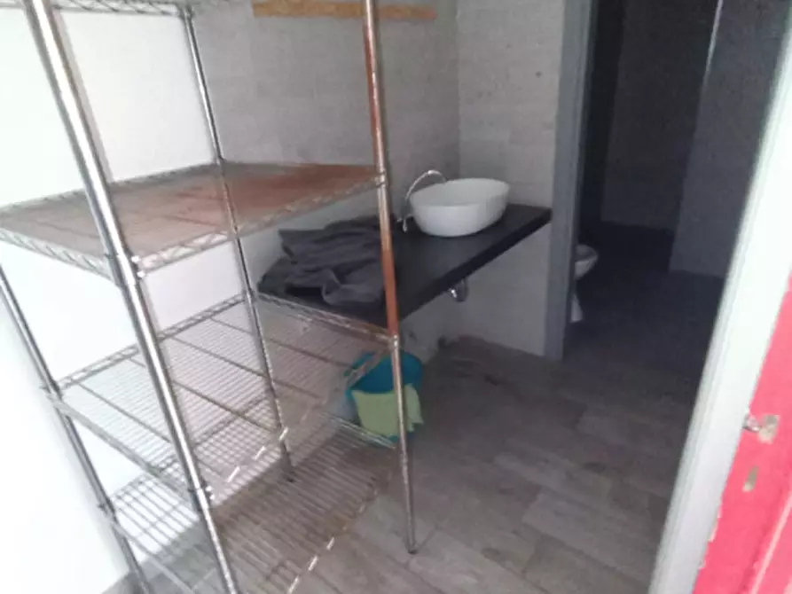 Immagine 5 di Negozio in affitto  in Via Duca d'Aosta, 93 a Andria