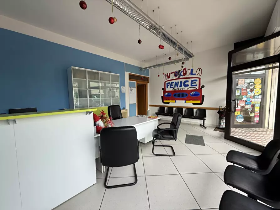 Immagine 3 di Ufficio in vendita  in Piazza Roma a Buttapietra