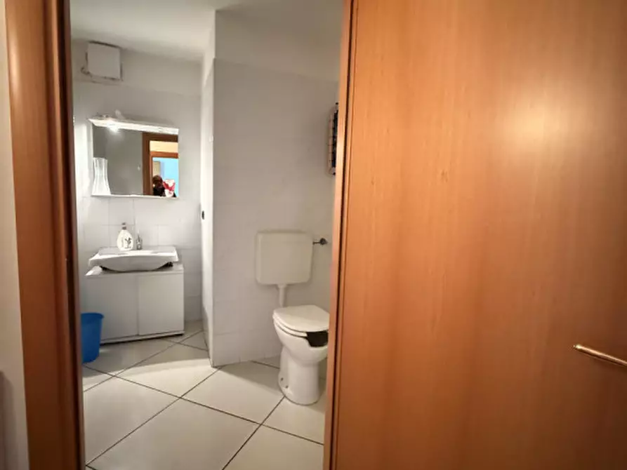 Immagine 10 di Ufficio in vendita  in Piazza Roma a Buttapietra