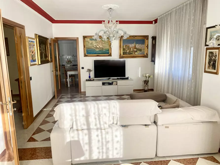 Immagine 4 di Casa indipendente in vendita  in Via San Pio X 34/a a Castelfranco Veneto