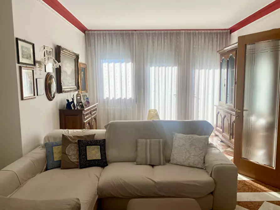 Immagine 5 di Casa indipendente in vendita  in Via San Pio X 34/a a Castelfranco Veneto