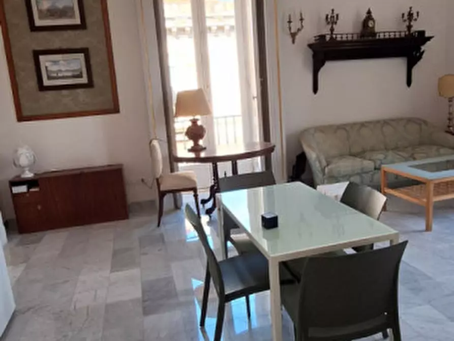 Immagine 1 di Appartamento in affitto  in Via Enrico Pessina 71 a Napoli