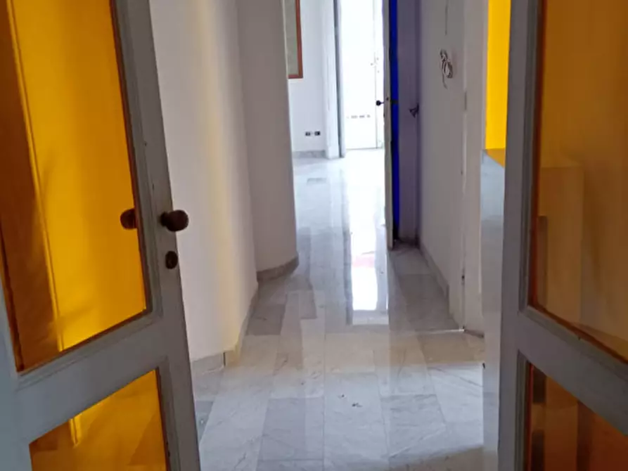 Immagine 25 di Appartamento in affitto  in Via Enrico Pessina 71 a Napoli