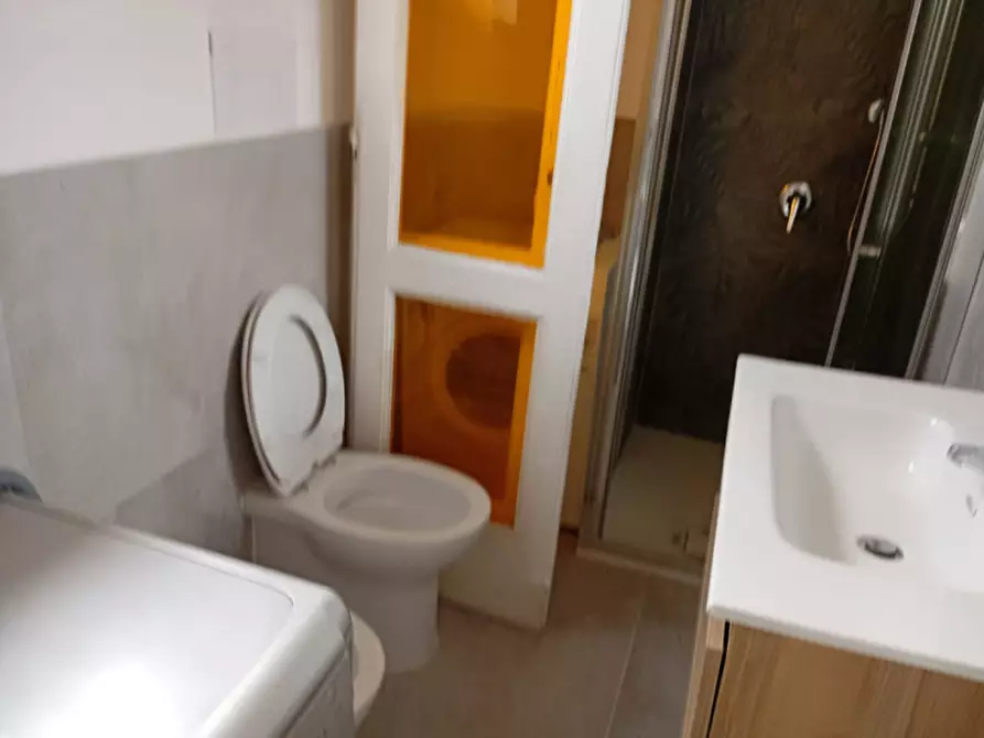 Immagine 38 di Appartamento in affitto  in Via Enrico Pessina 71 a Napoli