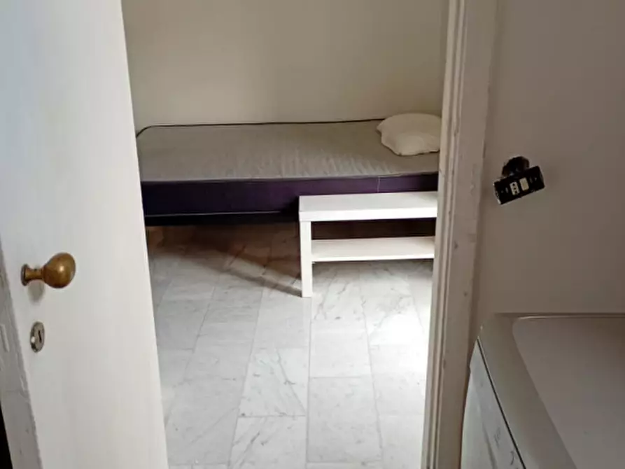 Immagine 39 di Appartamento in affitto  in Via Enrico Pessina 71 a Napoli