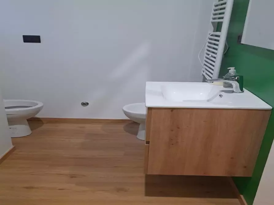 Immagine 16 di Appartamento in affitto  in Via Villarbasse a Torino