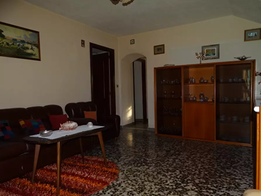 Immagine 15 di Appartamento in vendita  in Vicolo II Roma a Marsicovetere