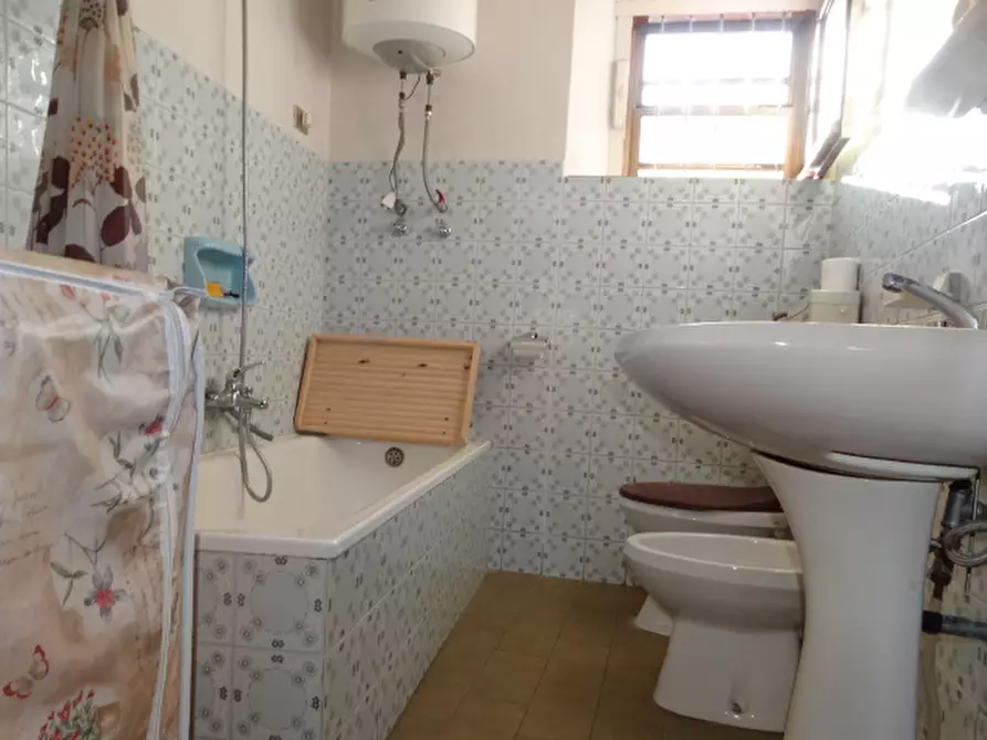 Immagine 23 di Appartamento in vendita  in Vicolo II Roma a Marsicovetere