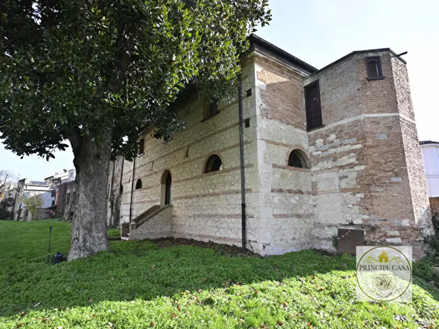 Immagine 22 di Bed & Breakfast in vendita  in Via Circonvallazione a Montagnana