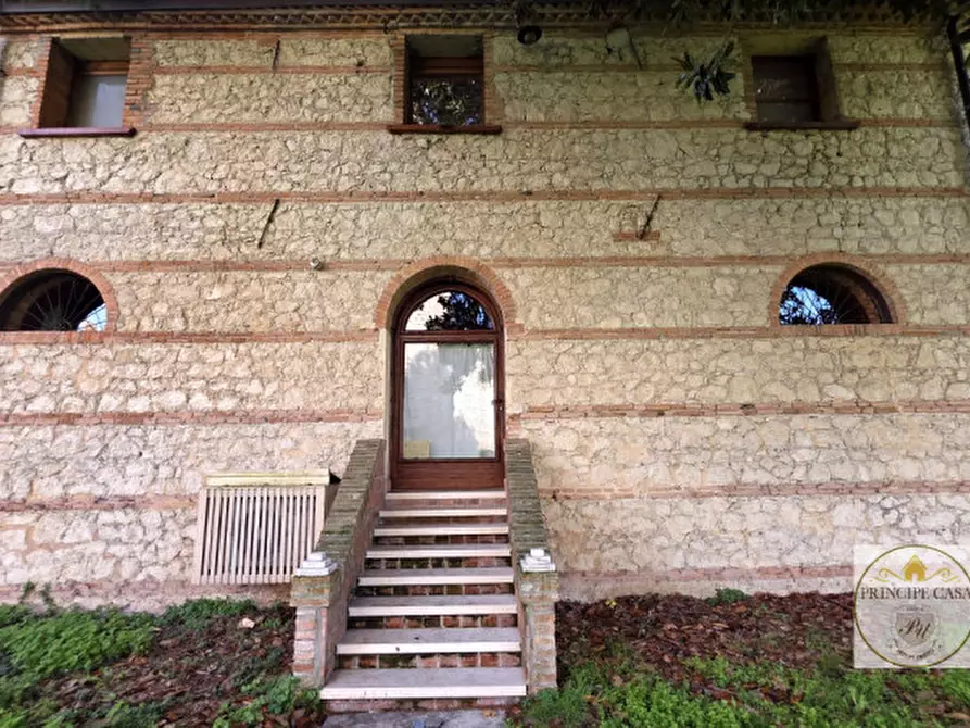 Immagine 25 di Bed & Breakfast in vendita  in Via Circonvallazione a Montagnana