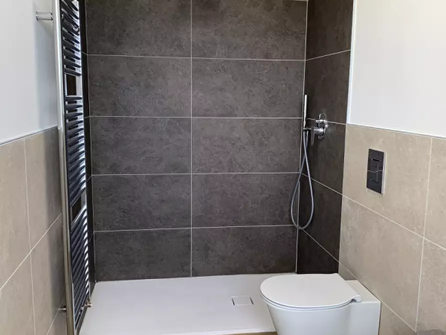 Immagine 3 di Appartamento in vendita  a Montegrotto Terme