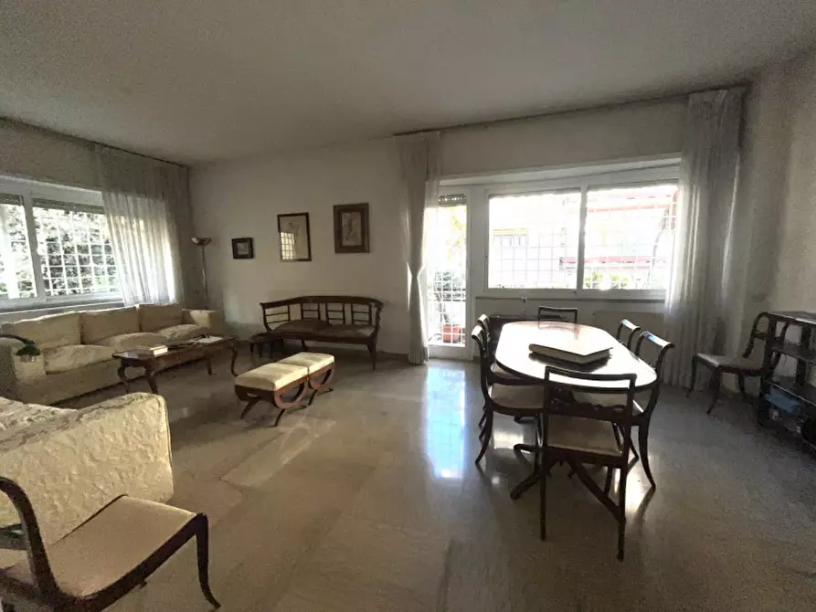 Immagine 15 di Appartamento in vendita  in Via Vincenzo Tangorra a Roma