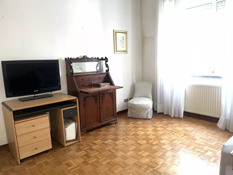 Immagine 21 di Appartamento in vendita  in Via Vincenzo Tangorra a Roma