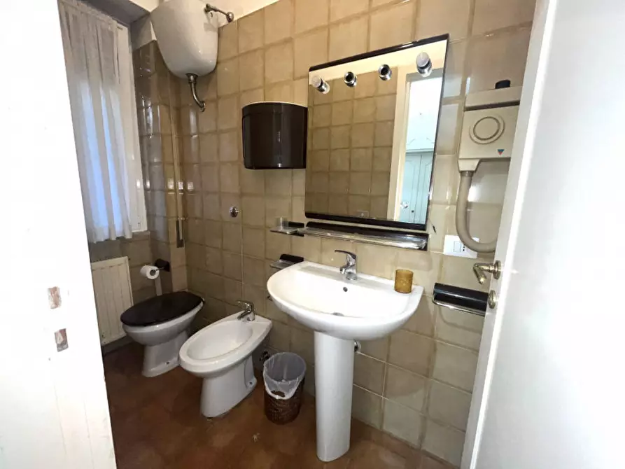 Immagine 27 di Appartamento in vendita  in Via Vincenzo Tangorra a Roma