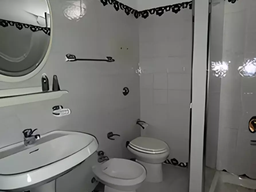 Immagine 10 di Casa indipendente in vendita  in Via Albarotti, 20 a Gandino