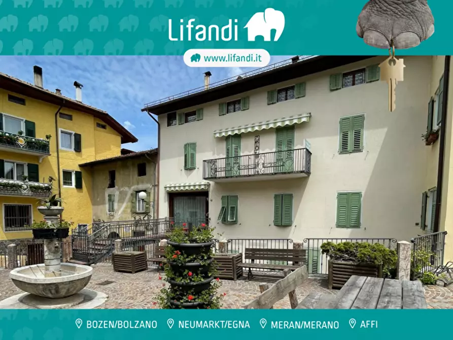 Immagine 1 di Casa quadrifamiliare in vendita  in Via Roma a Borgo D'anaunia