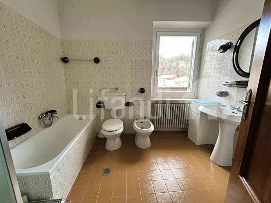 Immagine 15 di Casa quadrifamiliare in vendita  in Via Roma a Borgo D'anaunia