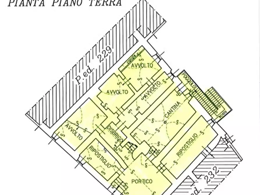Immagine 24 di Casa quadrifamiliare in vendita  in Via Roma a Borgo D'anaunia