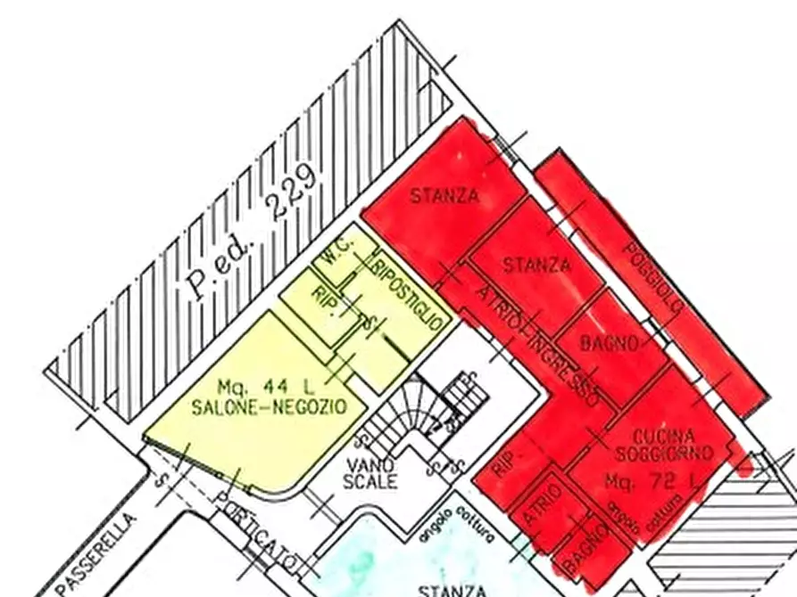 Immagine 25 di Casa quadrifamiliare in vendita  in Via Roma a Borgo D'anaunia