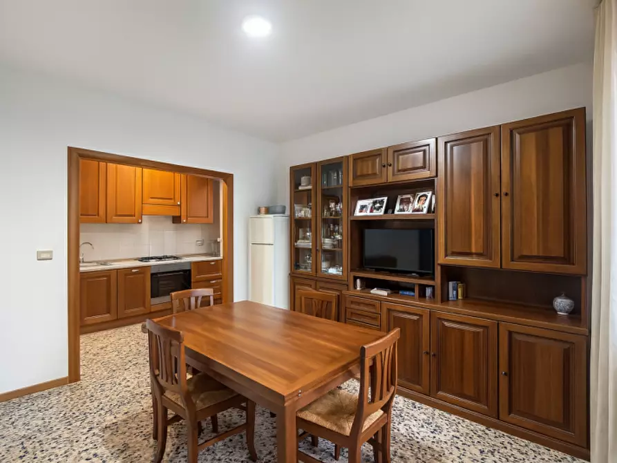 Immagine 2 di Casa indipendente in vendita  in Via C. Cavour a Campodarsego