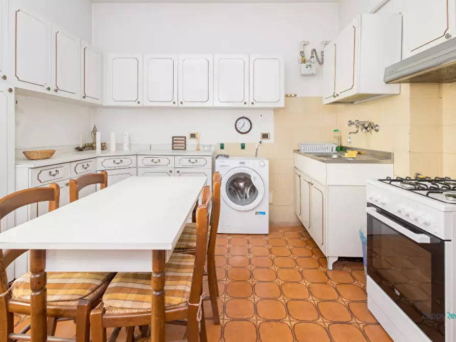 Immagine 9 di Appartamento in affitto  in Via Calpurnio Fiamma a Roma