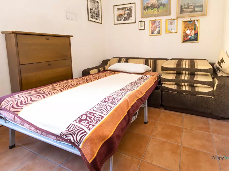 Immagine 13 di Appartamento in affitto  in Via Calpurnio Fiamma a Roma