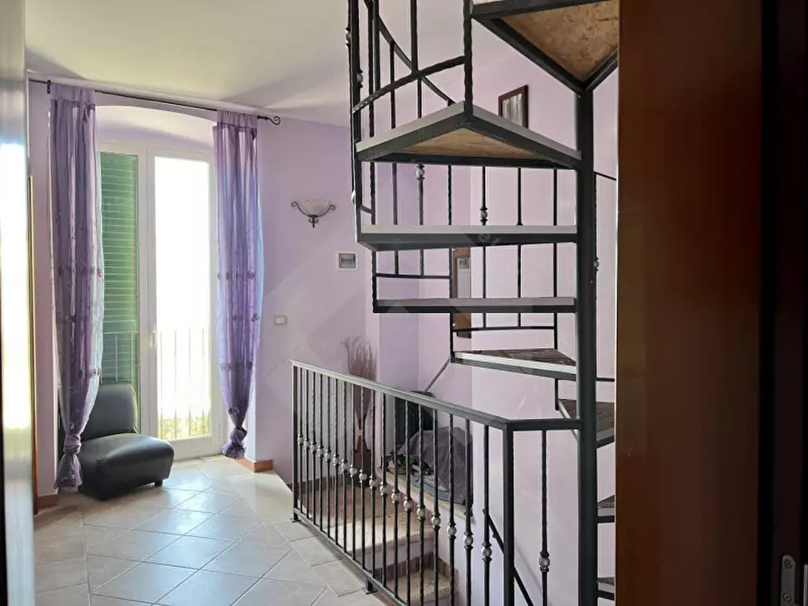 Immagine 1 di Casa indipendente in vendita  a Andria