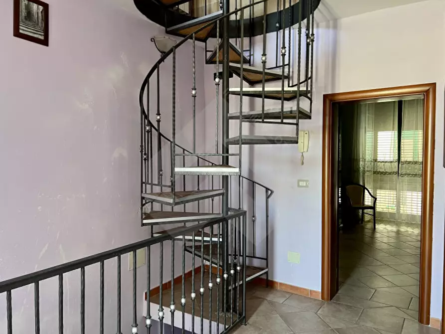 Immagine 3 di Casa indipendente in vendita  a Andria