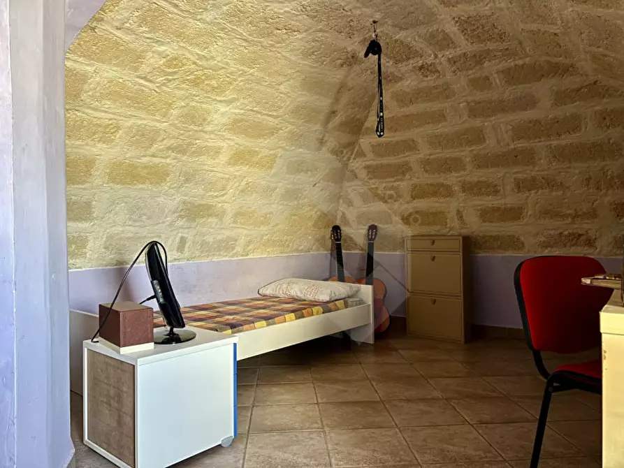 Immagine 10 di Casa indipendente in vendita  a Andria