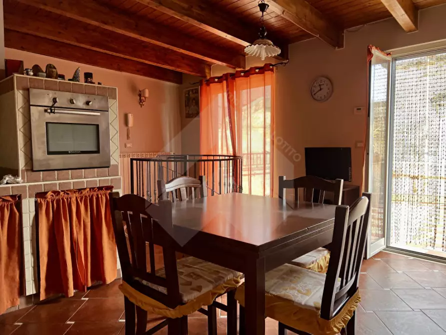 Immagine 14 di Casa indipendente in vendita  a Andria