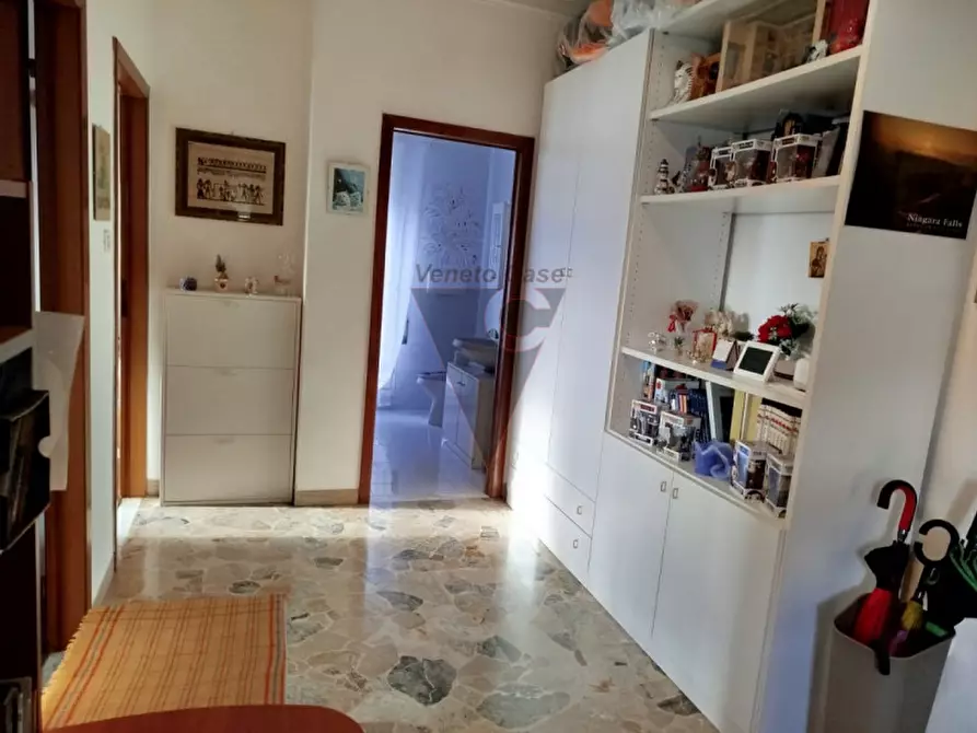 Immagine 11 di Appartamento in vendita  in Via Castellana a Venezia