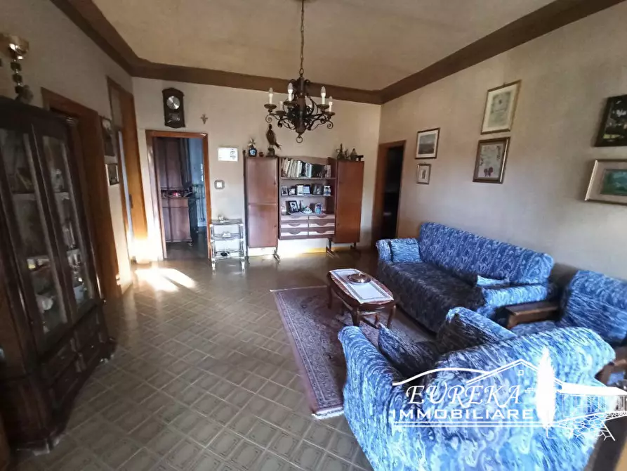 Immagine 3 di Casa indipendente in vendita  in gioiella a Castiglione Del Lago