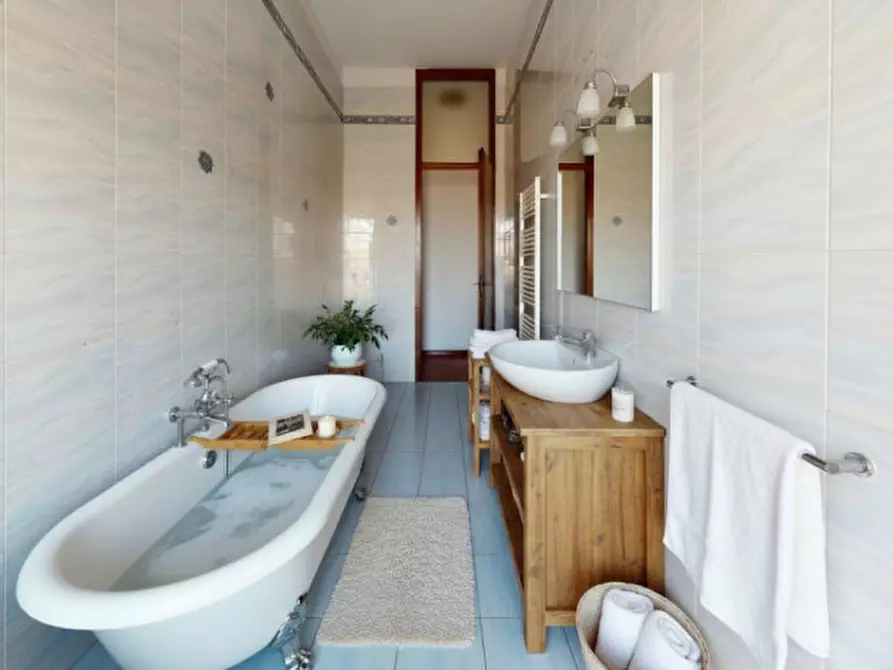 Immagine 8 di Appartamento in vendita  in Via Faccio a Vicenza