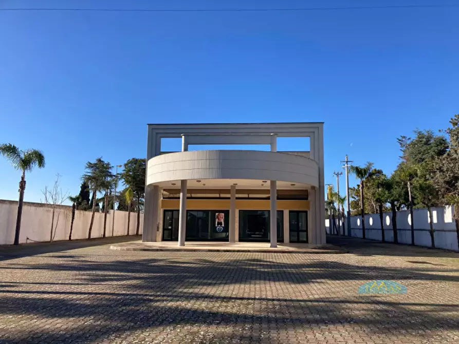 Immagine 1 di Magazzino in affitto  in Contrada Carlo di Noi Inferiore a Francavilla Fontana