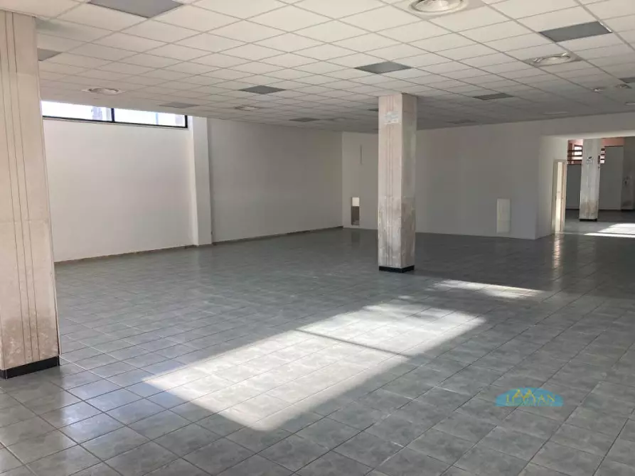 Immagine 4 di Magazzino in affitto  in Contrada Carlo di Noi Inferiore a Francavilla Fontana