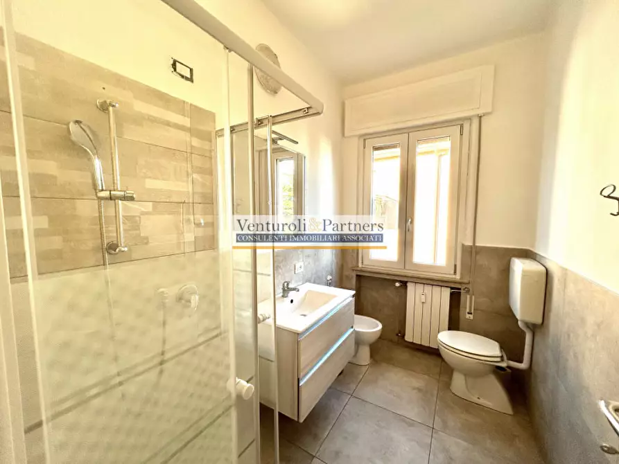 Immagine 8 di Appartamento in vendita  in Via Bergamo a Desenzano Del Garda