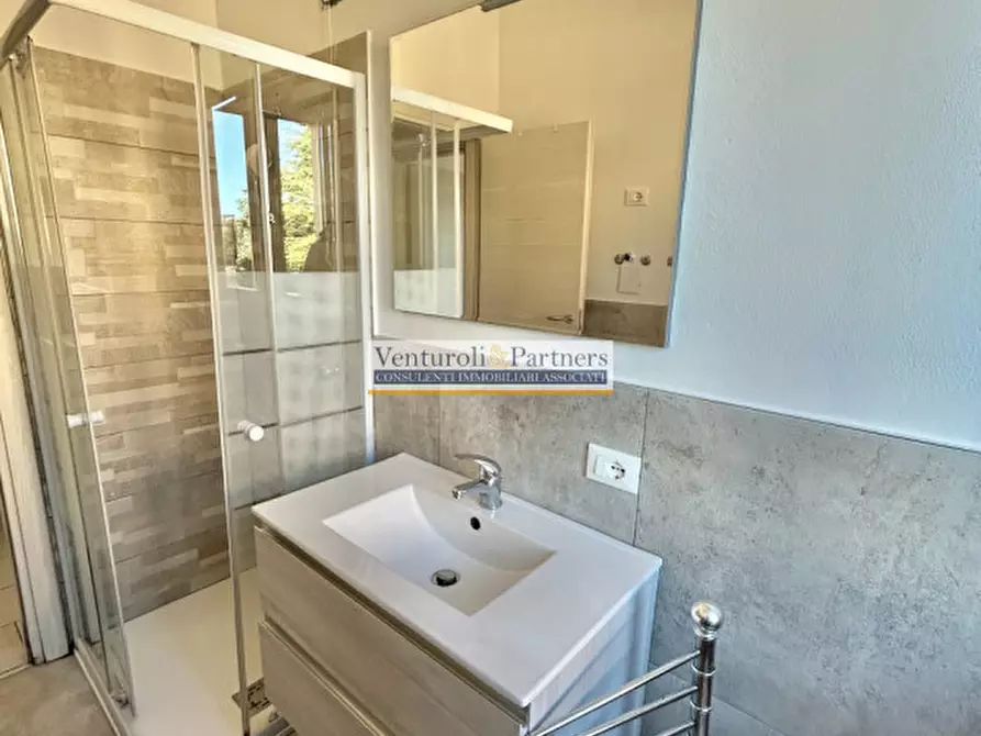 Immagine 13 di Appartamento in vendita  in Via Bergamo a Desenzano Del Garda