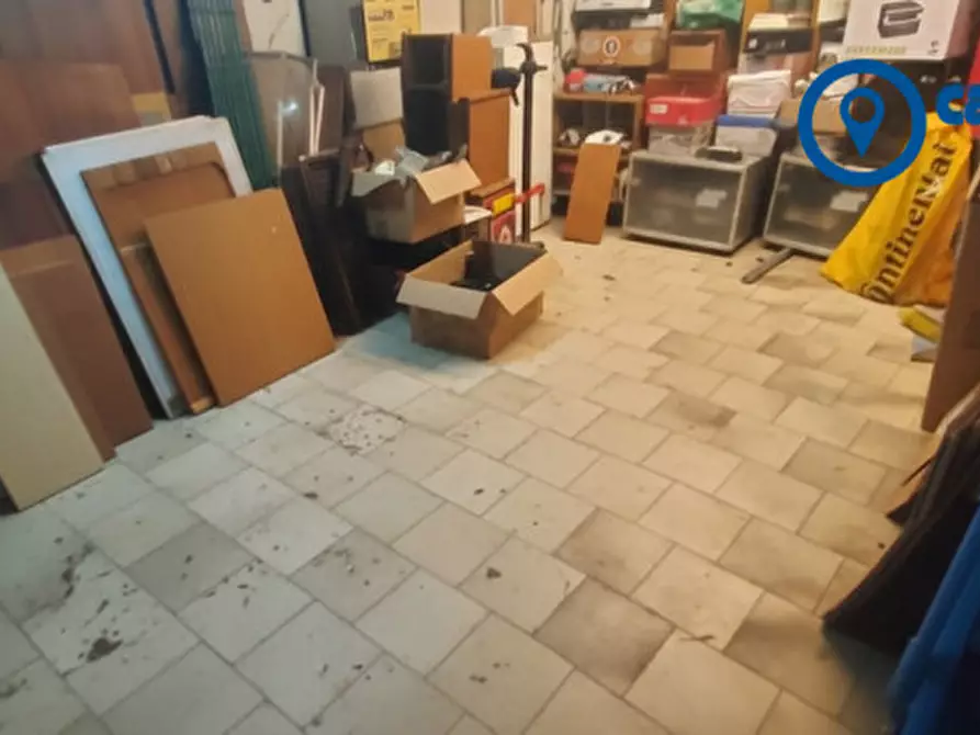 Immagine 1 di Garage in vendita  in Via Umberto I° 37 a Rovigo