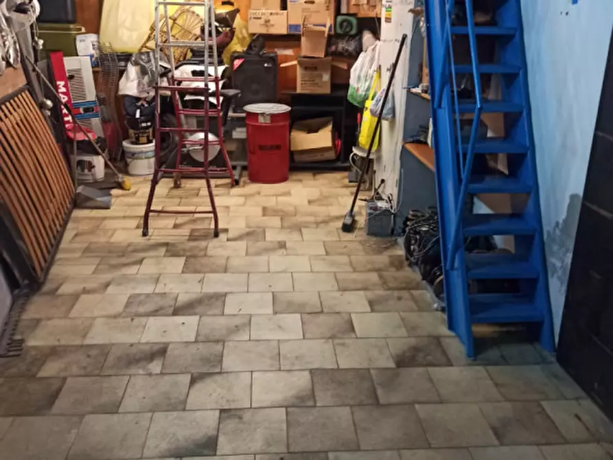 Immagine 6 di Garage in vendita  in Via Umberto I° 37 a Rovigo