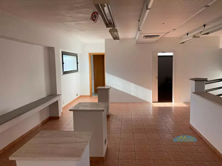 Immagine 9 di Magazzino in vendita  in Contrada Carlo di Noi inferiore a Francavilla Fontana