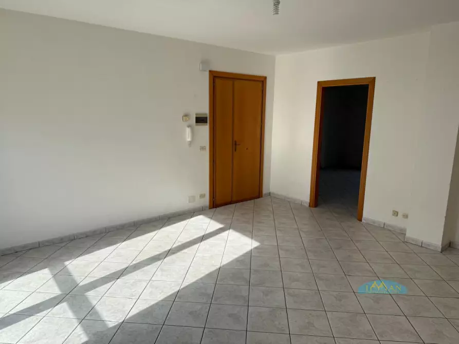 Immagine 1 di Appartamento in vendita  in Via Don Pietro Lerna a Ceglie Messapico