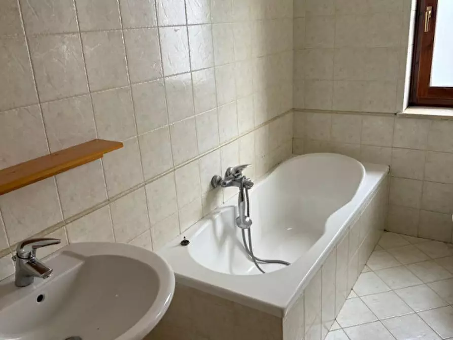 Immagine 15 di Appartamento in vendita  in Via Don Pietro Lerna a Ceglie Messapico