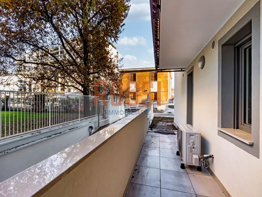 Immagine 7 di Appartamento in vendita  in VIA PACINOTTI a Monza