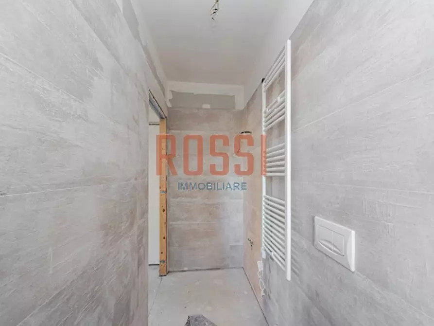 Immagine 9 di Appartamento in vendita  in VIA PACINOTTI a Monza