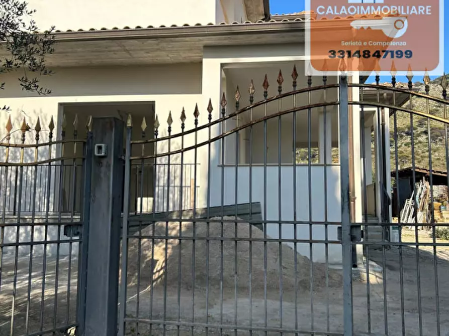 Immagine 2 di Casa bifamiliare in affitto  a Villa Santa Lucia