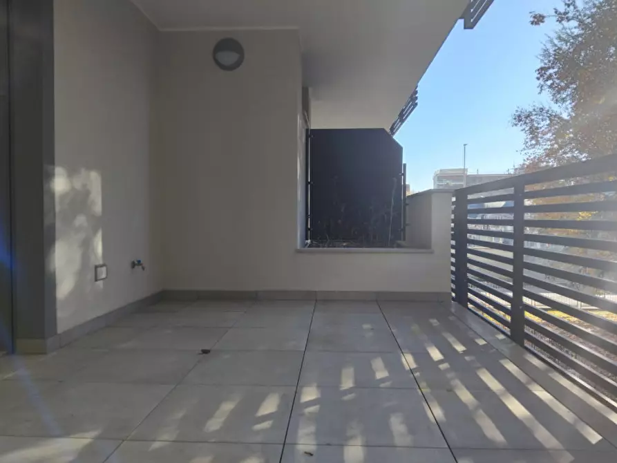 Immagine 4 di Appartamento in vendita  in VIA PACINOTTI a Monza