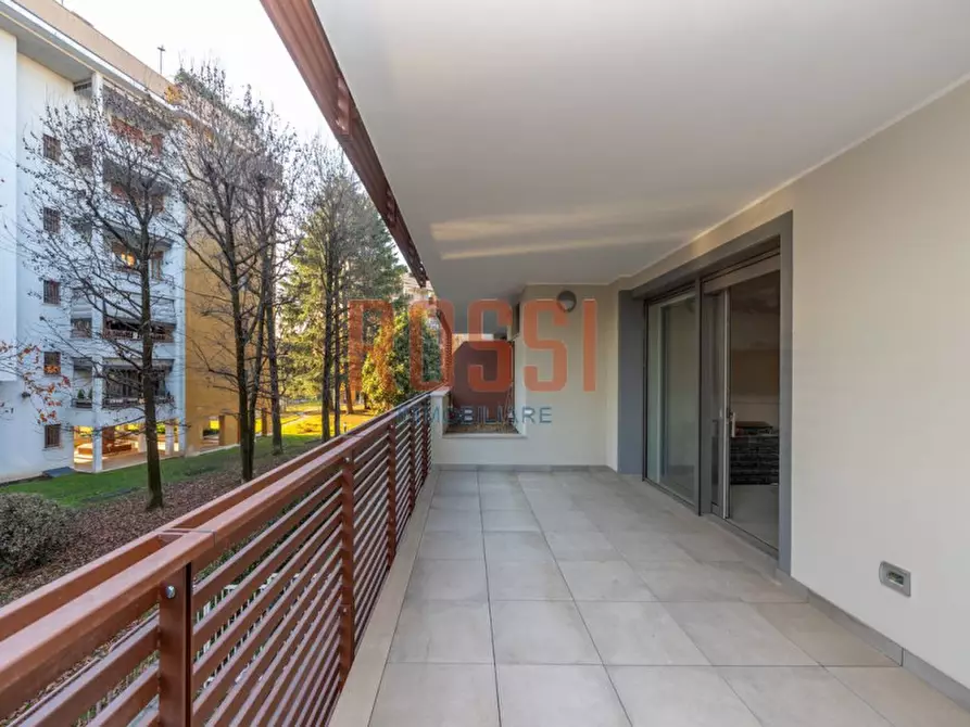 Immagine 5 di Appartamento in vendita  in VIA PACINOTTI a Monza